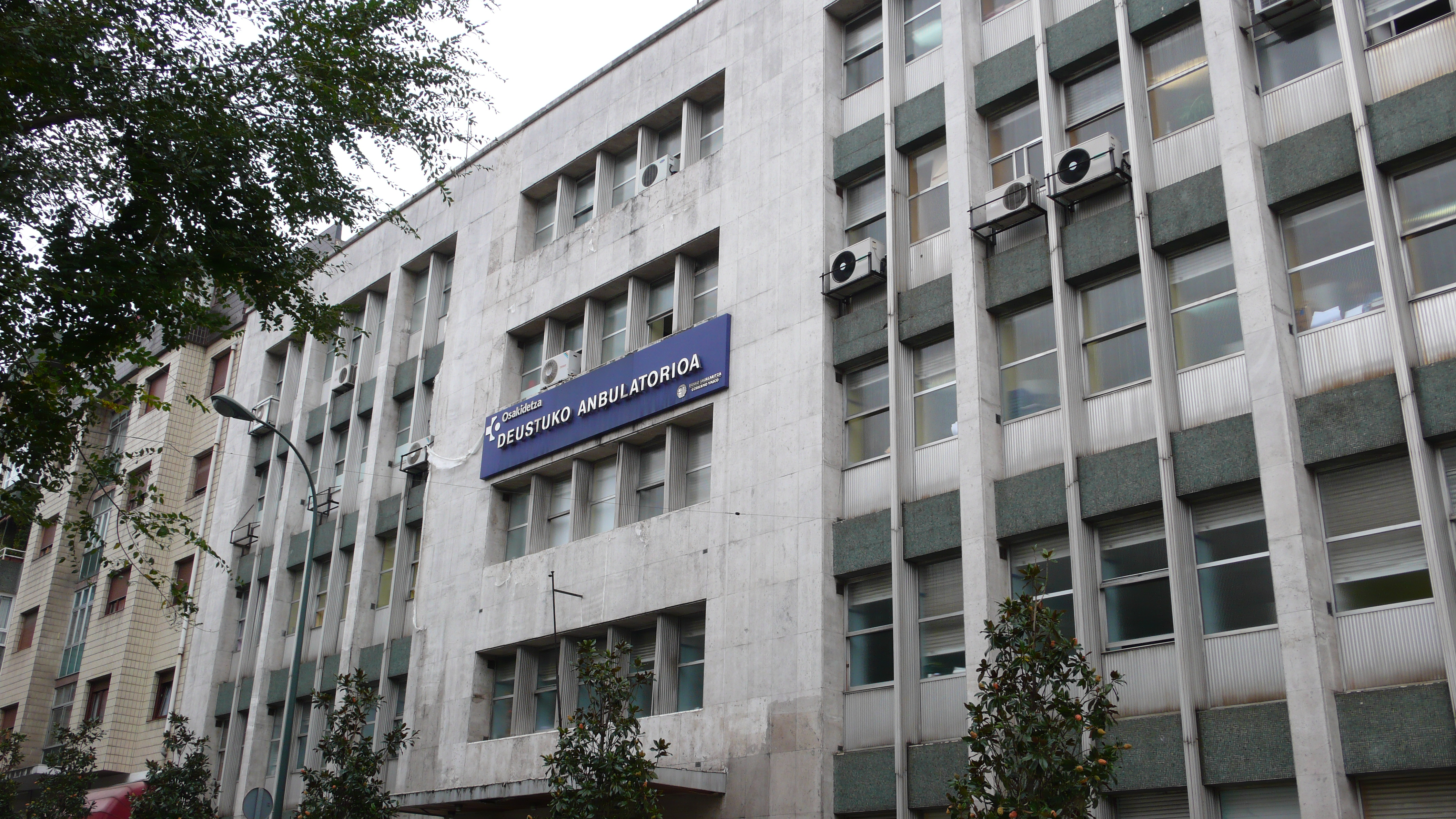 Fotos recursos hospitales. Deusto. Plano General