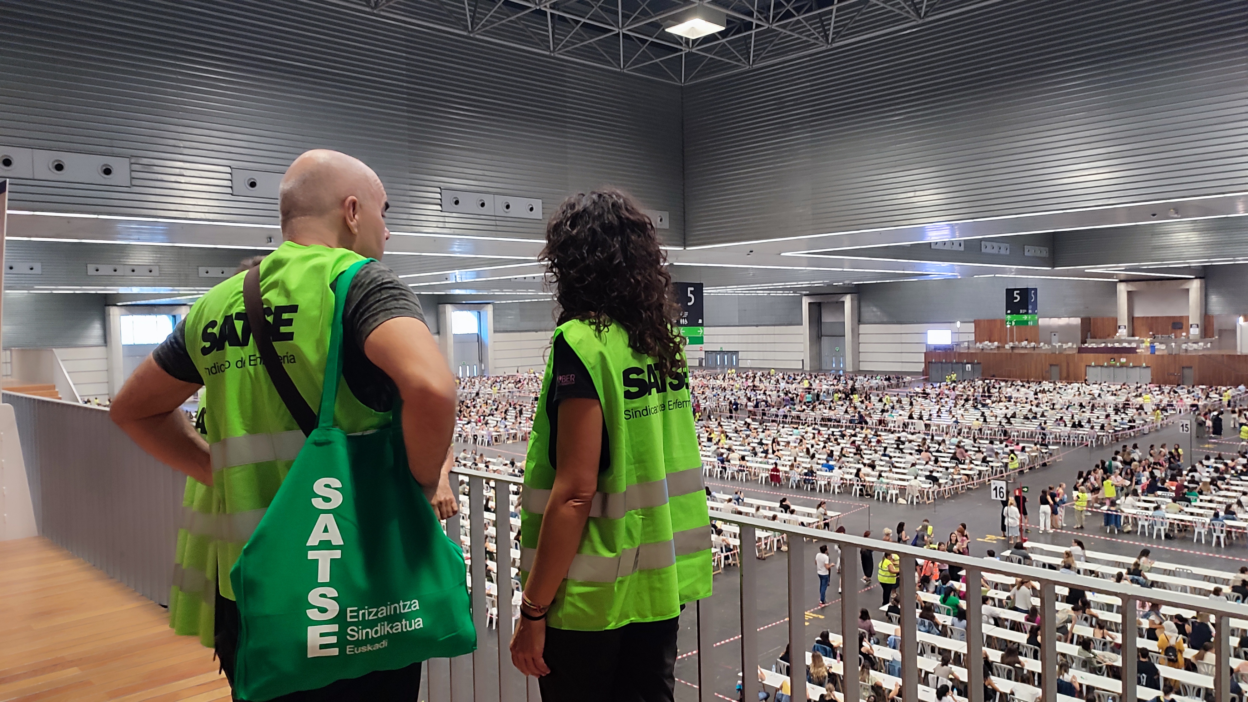 Delegada y delegado de SATSE en la OPE de Osakidetza