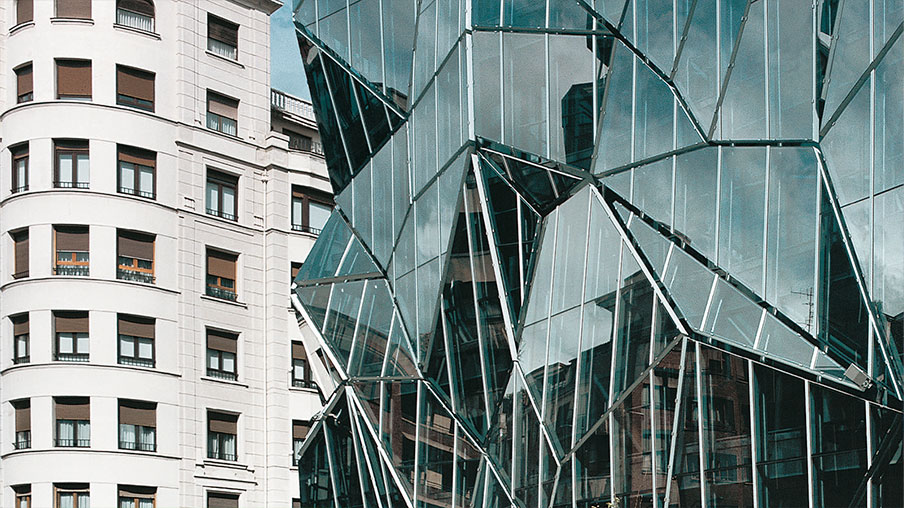 Edificio cristalera sanidad Osakidetza Bilbao